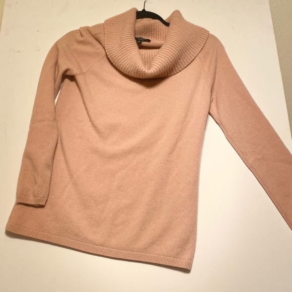 Ann Taylor Cashmere Sweater - Picture 2 of 4